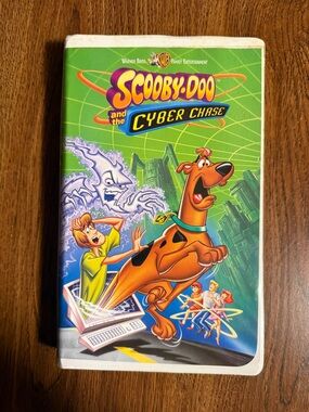 Warner Bros Scooby-Doo and the Cyber Chase VHS (2001)